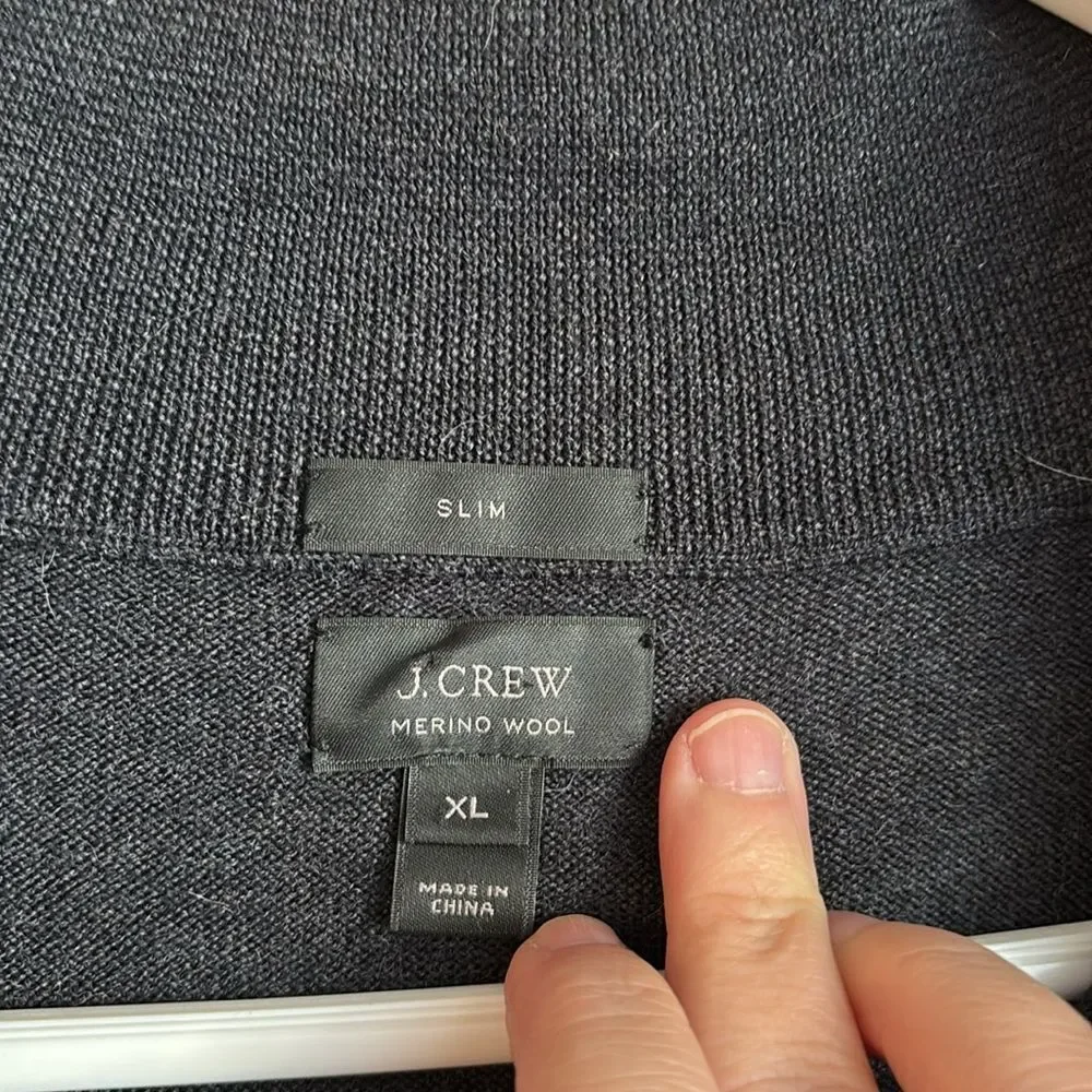 J. Crew Men's 100% merino wool dark gray charcoal Half-Zip pullover Sweater XL